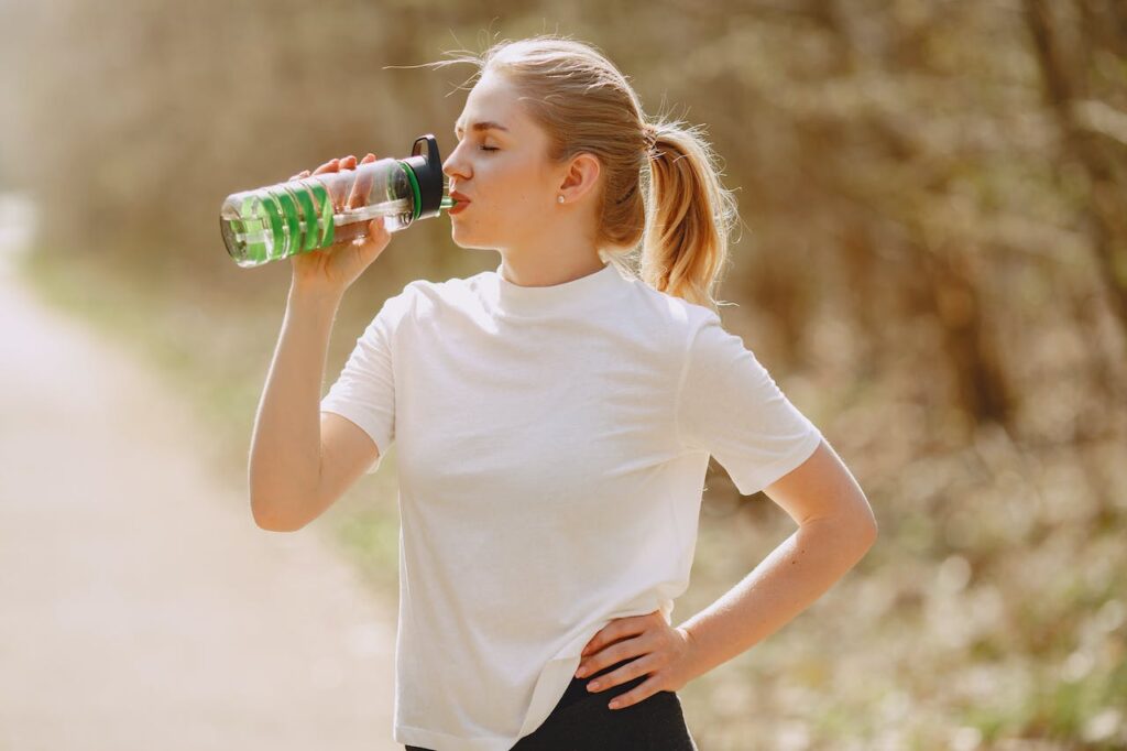 Tips for staying hydrated as a woman